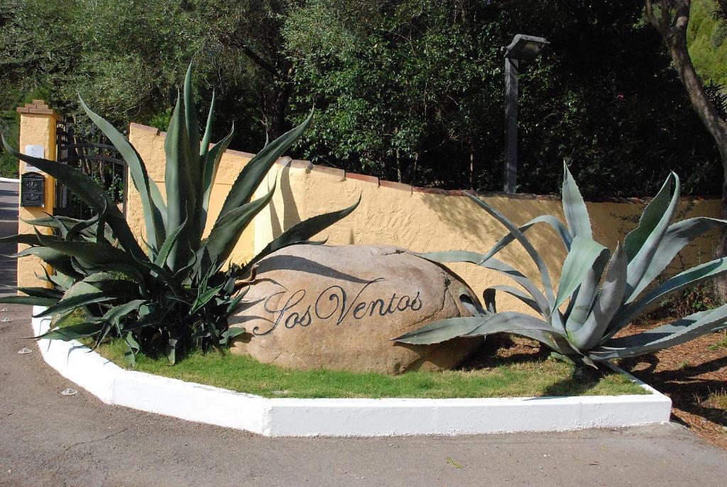 Sosventos Village Hotel Теулада Экстерьер фото