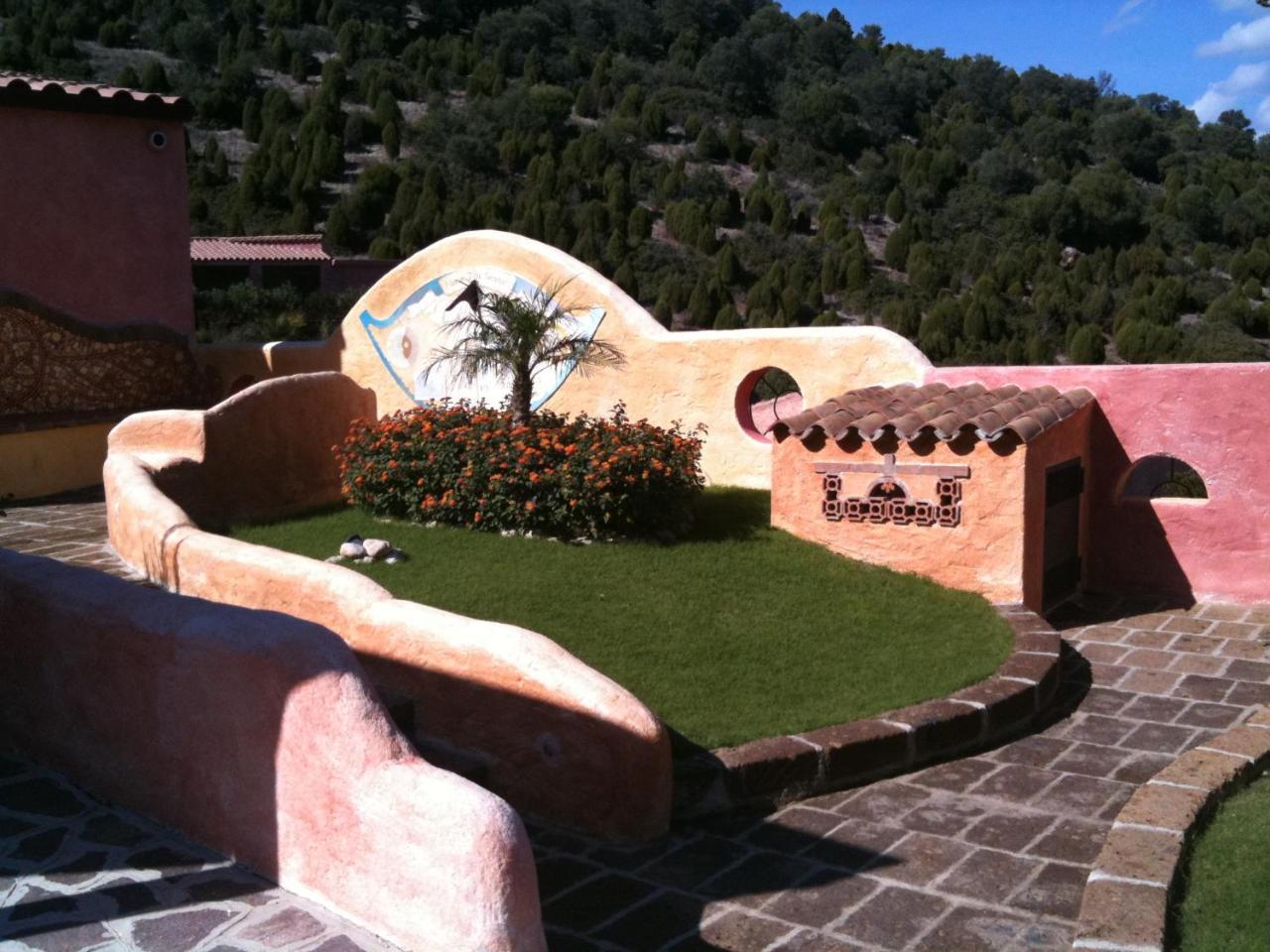 Sosventos Village Hotel Теулада Экстерьер фото