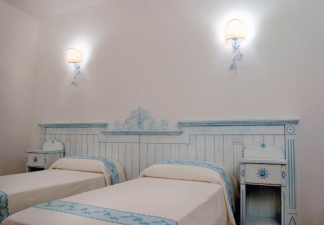 Sosventos Village Hotel Теулада Экстерьер фото